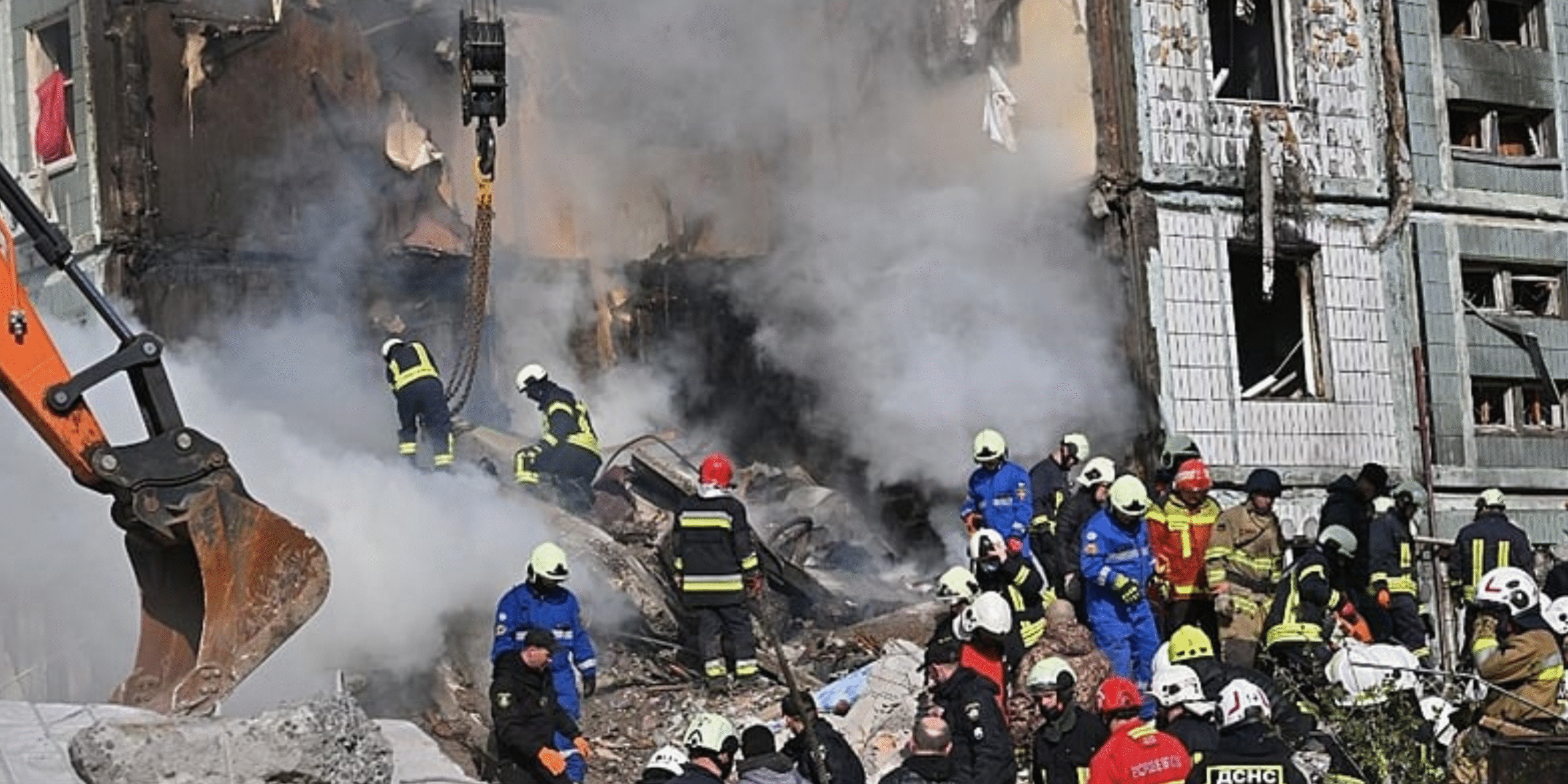 Bombardeio em Sumy Deixa Mortos e Feridos: A Intensificação do Conflito