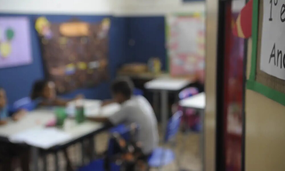 Mais de 300 mil Crianças e Adolescentes Retornam à Escola no Brasil