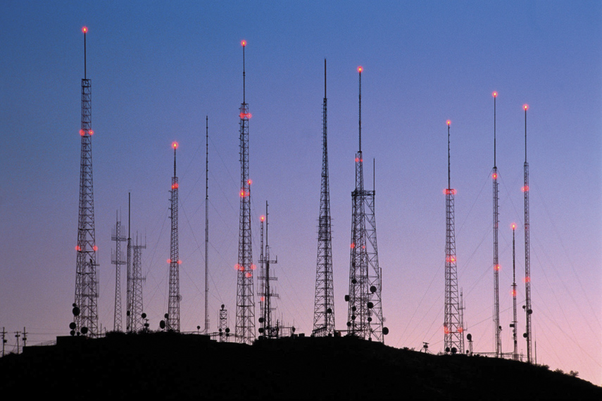 Lei 15.182: Novas Diretrizes para Emissoras de Rádio e Televisão