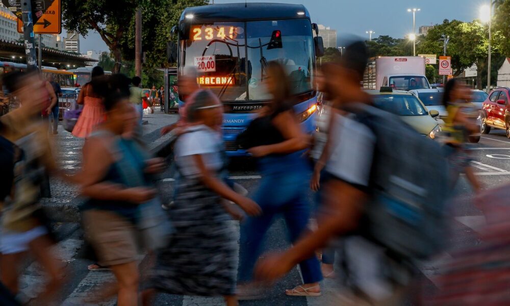 A taxa de desocupação no Brasil: expectativas e mudanças