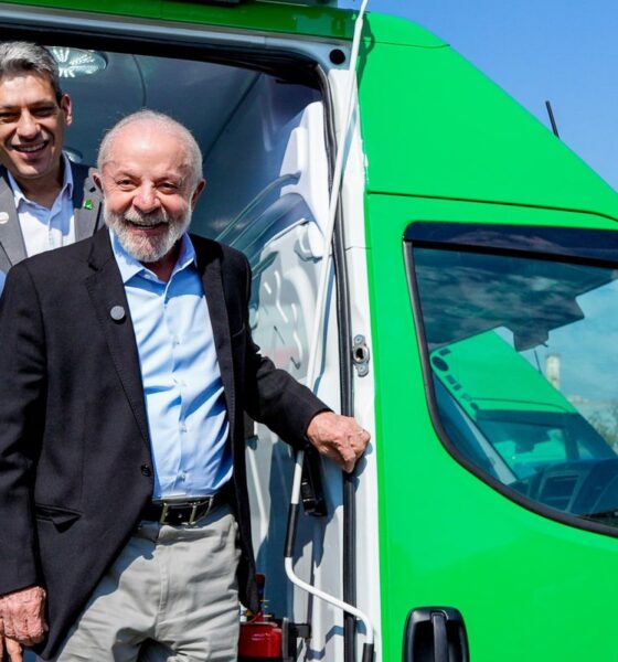 Governo Lula Entrega 400 Unidades Odontológicas Móveis em Ação pelo Direito à Saúde Bucal