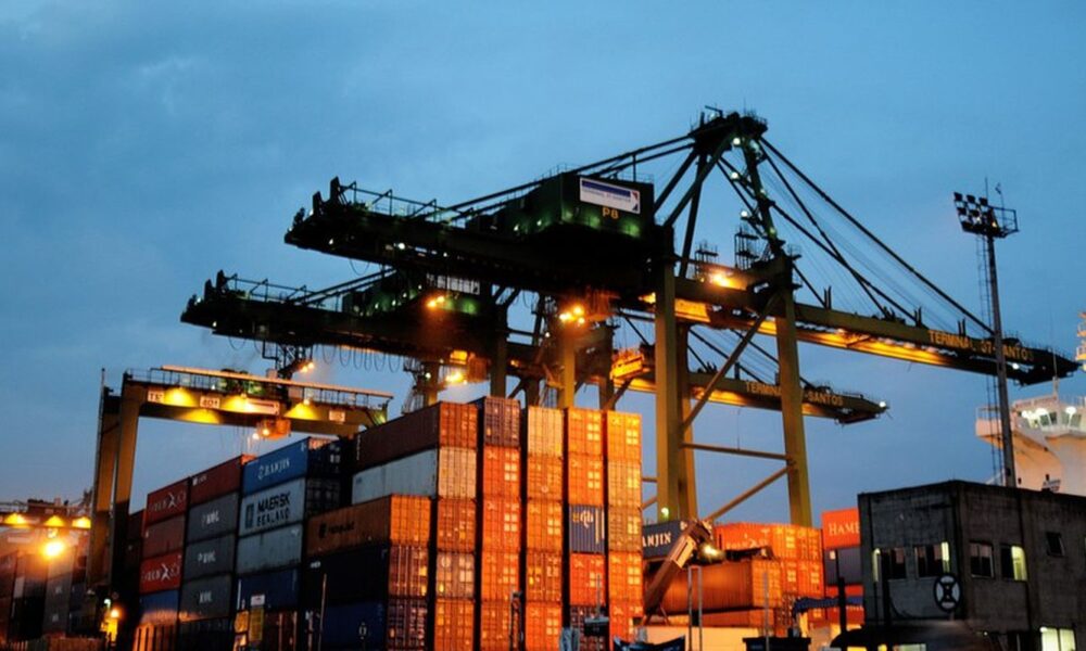 Exportações brasileiras podem cair pela primeira vez em 21 meses