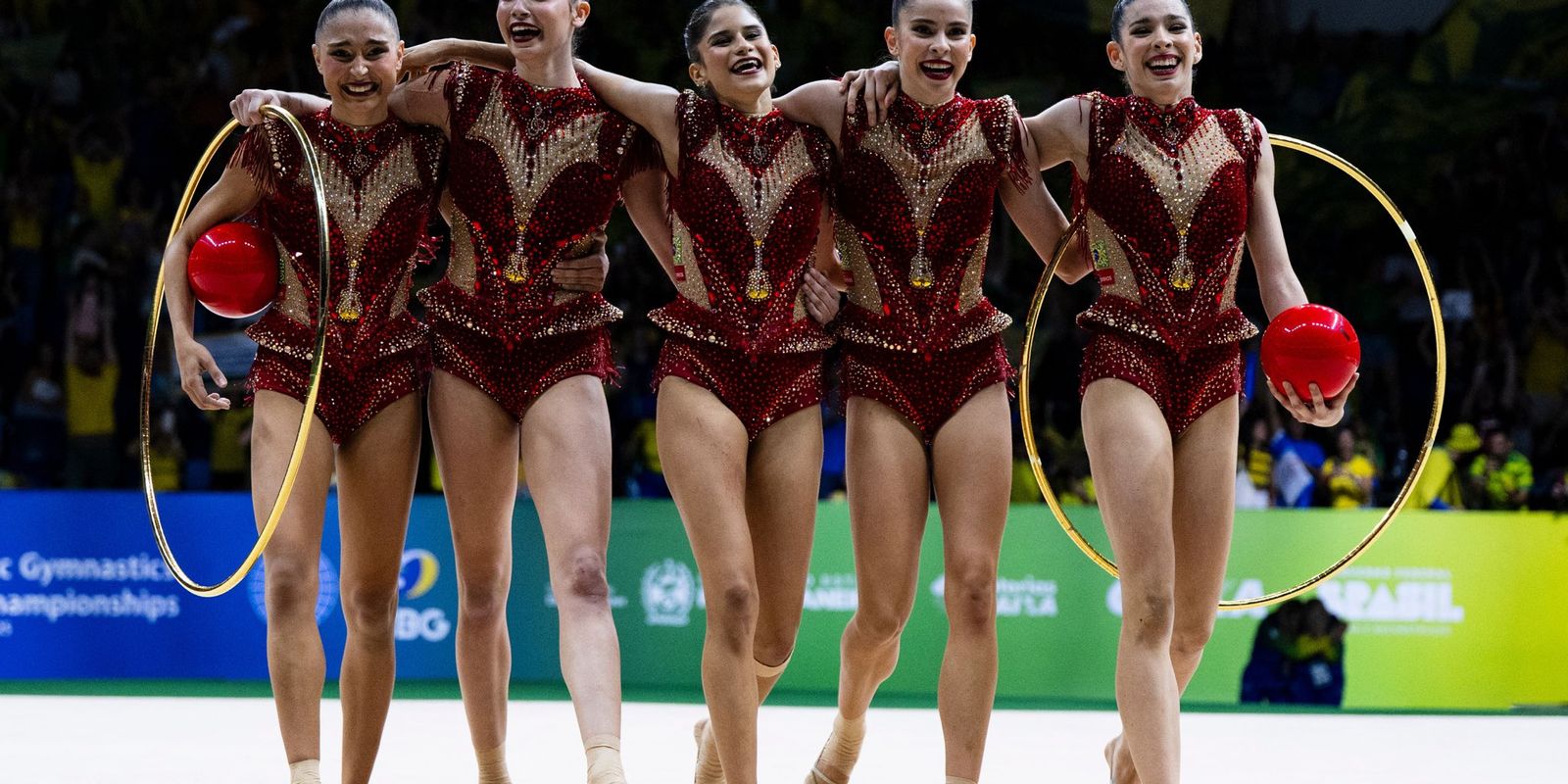 Brasil Brilha no Mundial de Ginástica Rítmica: Medalhas e Grandes Performances