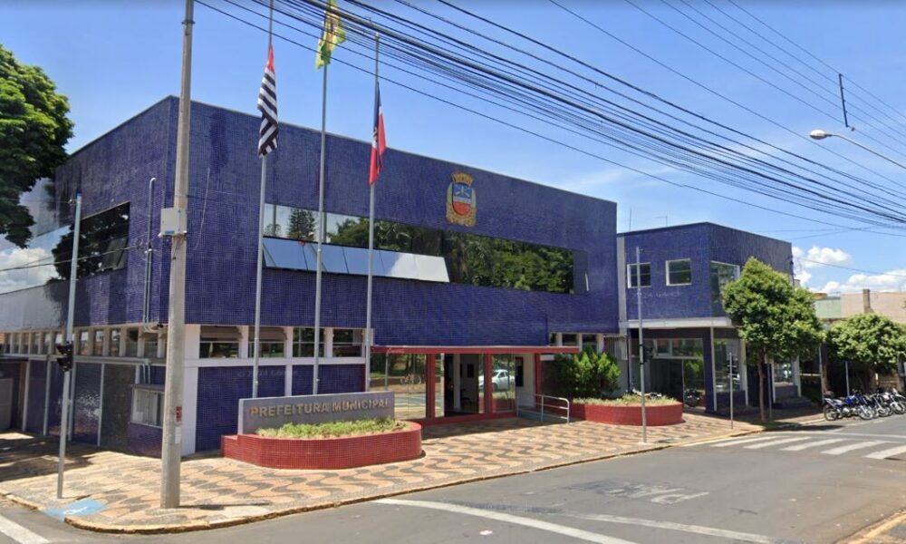 Decisão Judicial Autoriza Ressarcimento de Vencimentos a Ex-Servidora