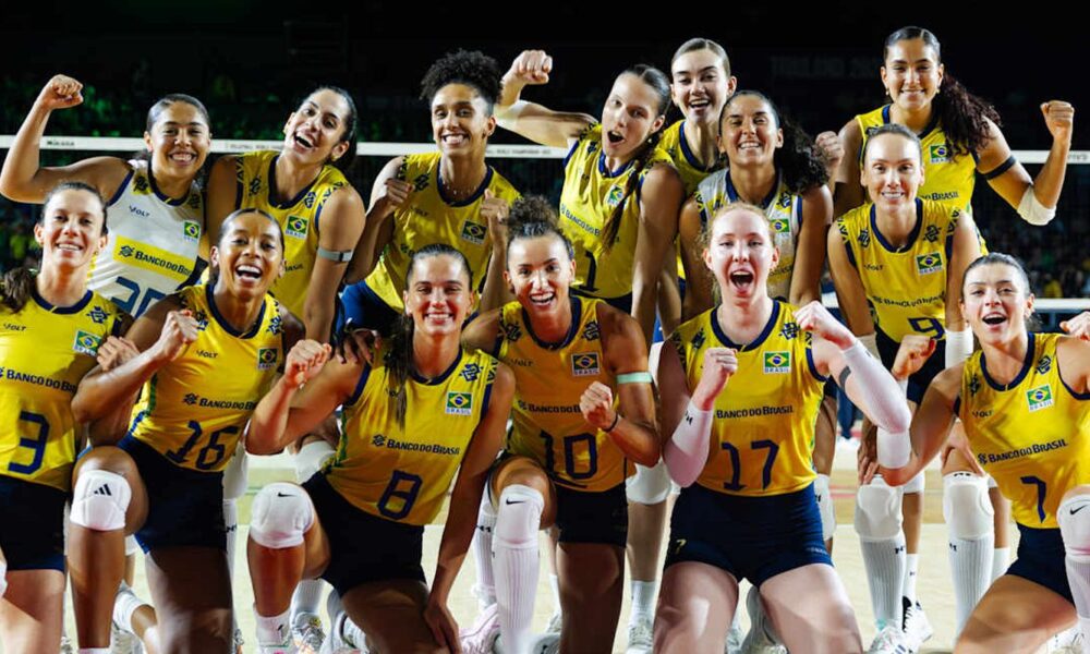 Brasil avança nas oitavas de final do Campeonato Mundial de Vôlei Feminino após vitória emocionante sobre a França
