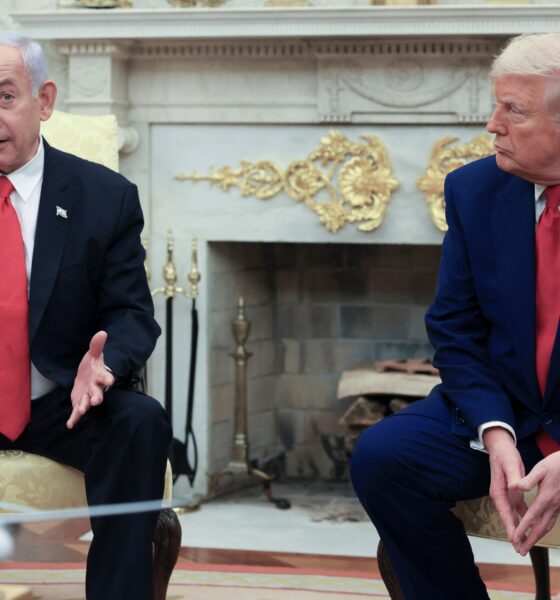 Netanyahu Se Reuniu com Trump em Meio a Crescente Isolamento Internacional e Pressão Interna