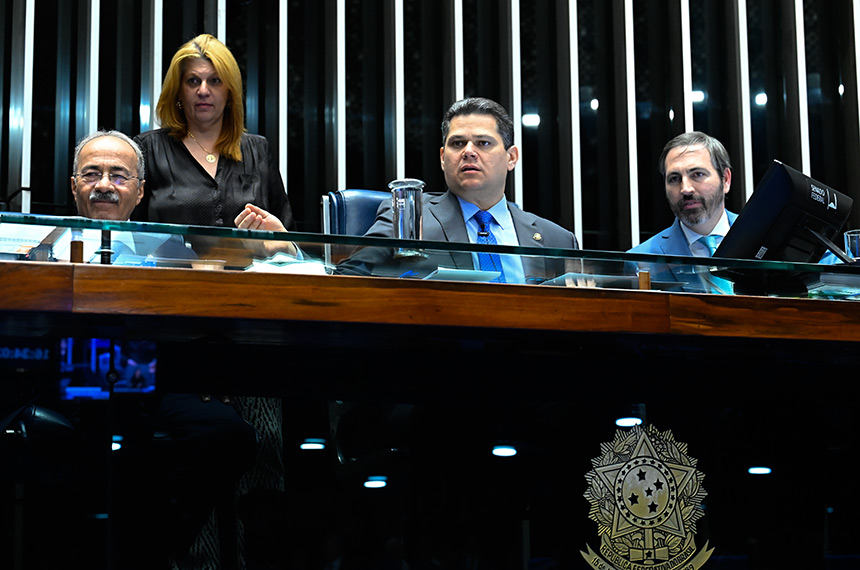 Senado Anuncia Nomeação de 258 Novos Servidores Aprovados em Concurso de 2022