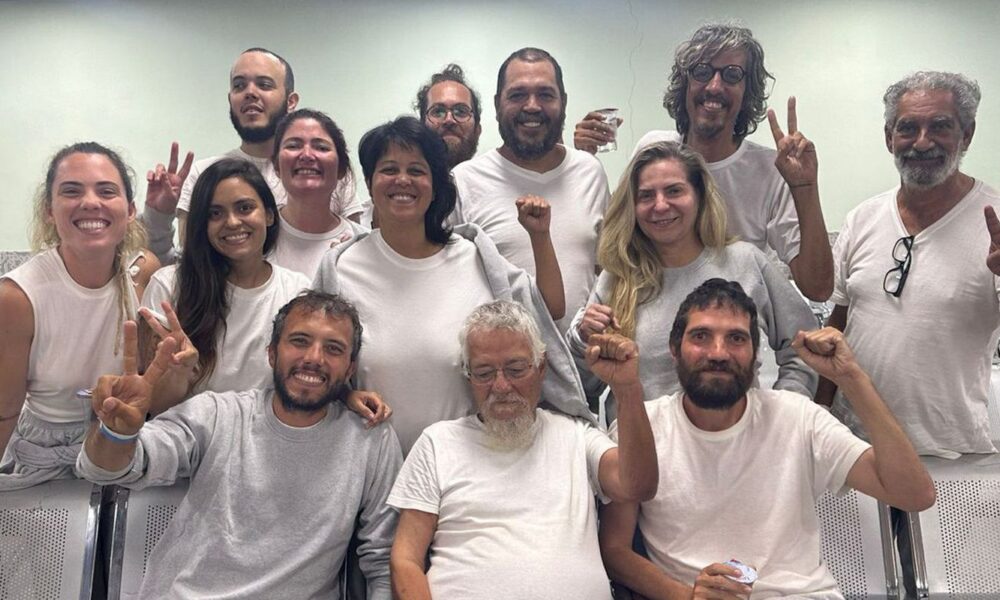 Brasileiros da Flotilha Global Sumud Liberados em Fronteira com a Jordânia