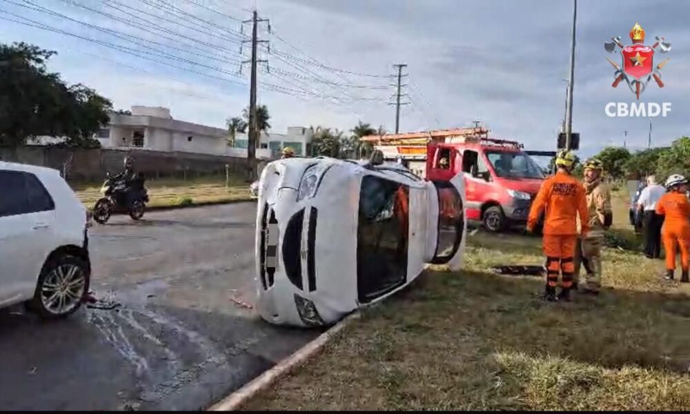 Colisão Entre Quatro Veículos no Lago Sul: Corpo de Bombeiros Atende Ocorrência