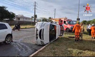 Colisão Entre Quatro Veículos no Lago Sul: Corpo de Bombeiros Atende Ocorrência