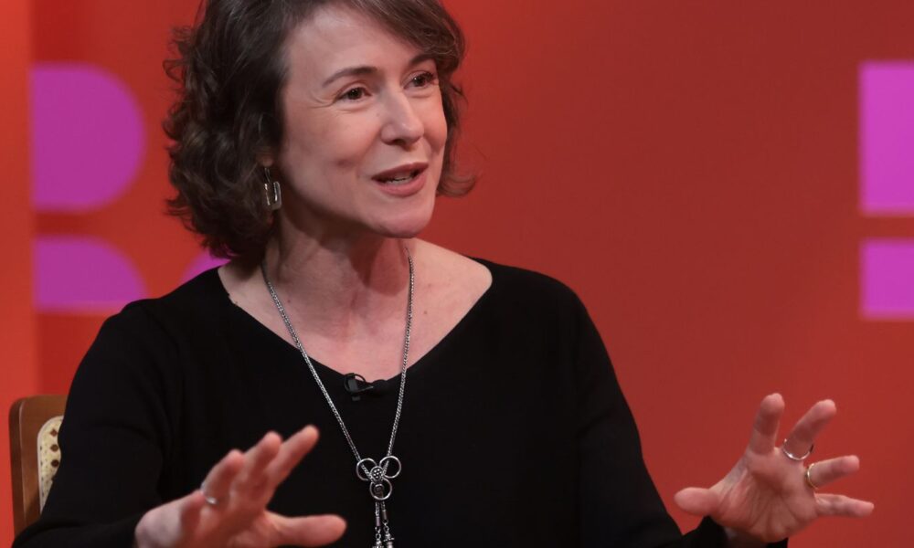 Arlene Clemesha Analisa a Situação Crítica na Faixa de Gaza no Programa DR com Demori