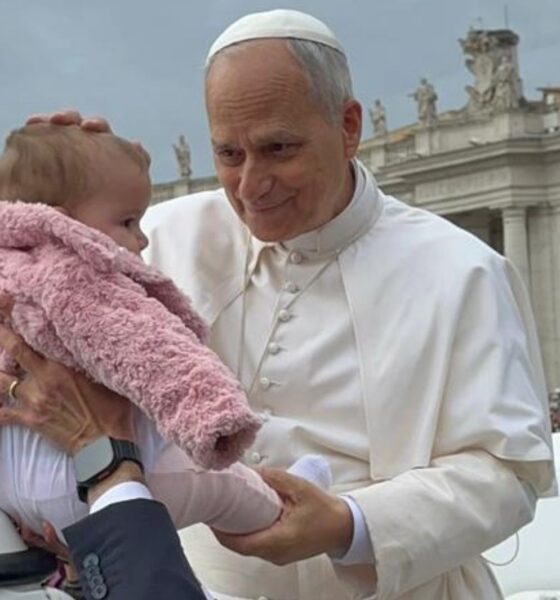 Bebê Baiana Recebe Bênção do Papa Leão XIV em Evento Especial no Vaticano