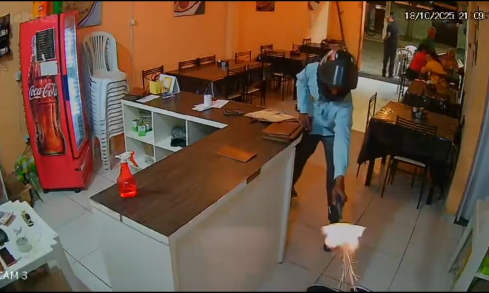 Dono de Pizzaria é Morto a Tiros em Canavieiras, Bahia