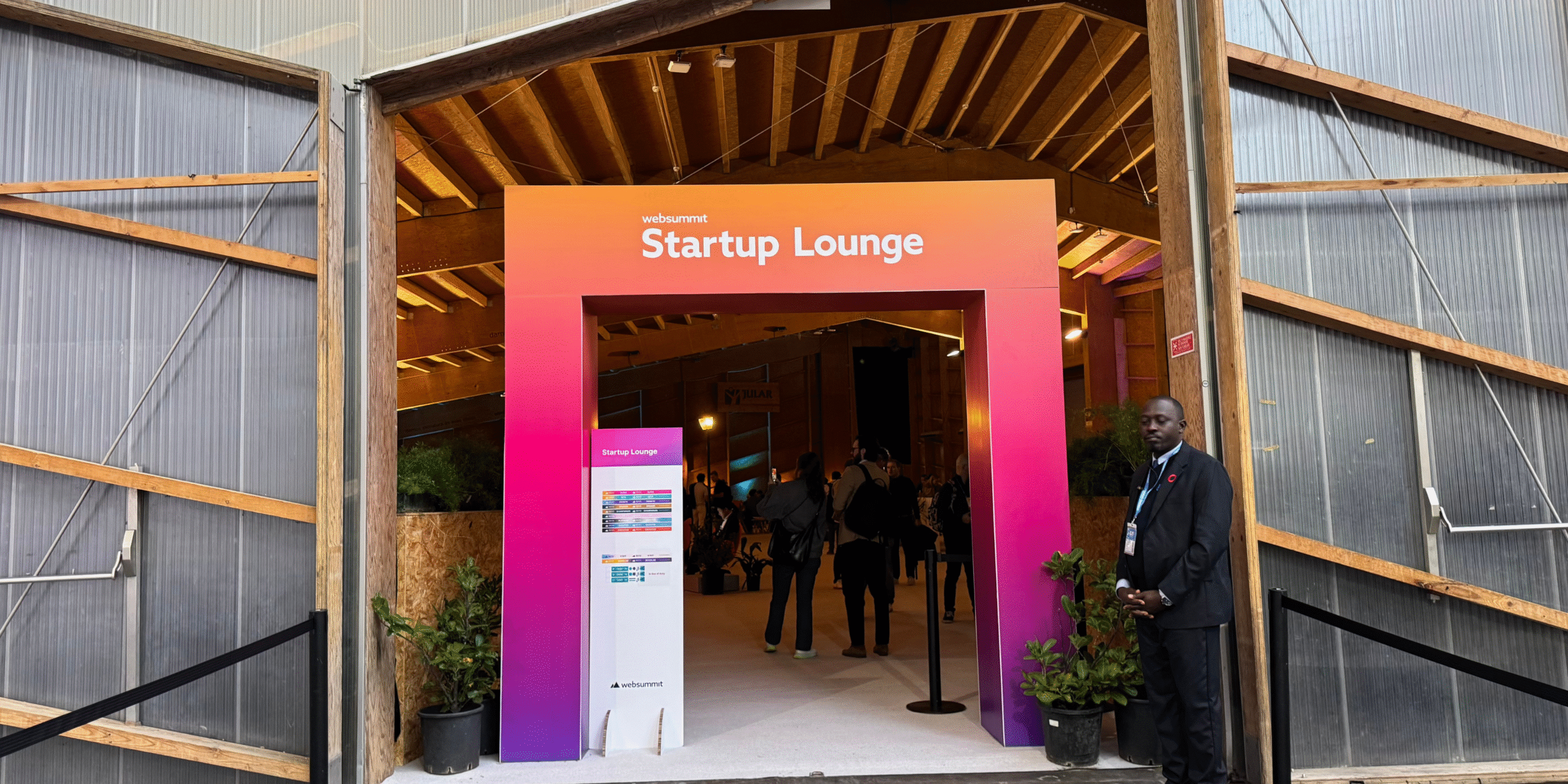 Web Summit Lisboa 2025: conheça o Startup Lounge, o espaço onde as ideias ganham forma
