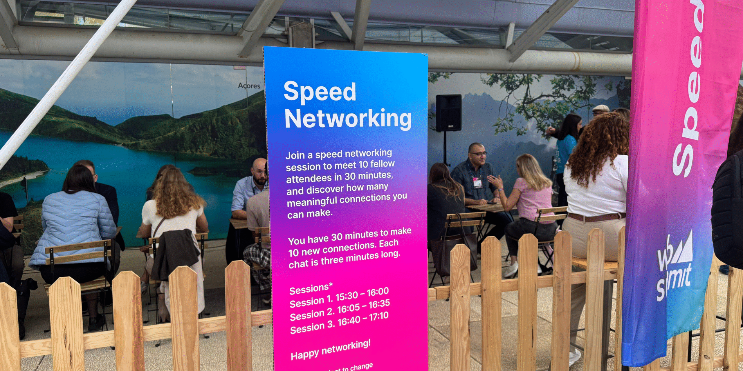 No Web Summit Lisboa 2025, o Speed Networking permite até 10 novas conexões de negócios em 30 minutos — um dos espaços mais disputados do evento.