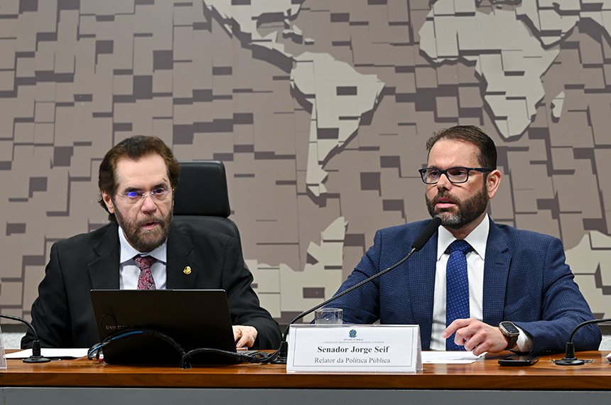 Relatório aponta avanços limitados nas políticas de saneamento básico no Brasil