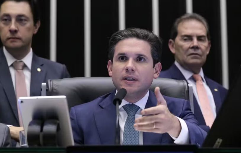 Câmara dos Deputados Avalia Redução de Penas nesta Terça-feira