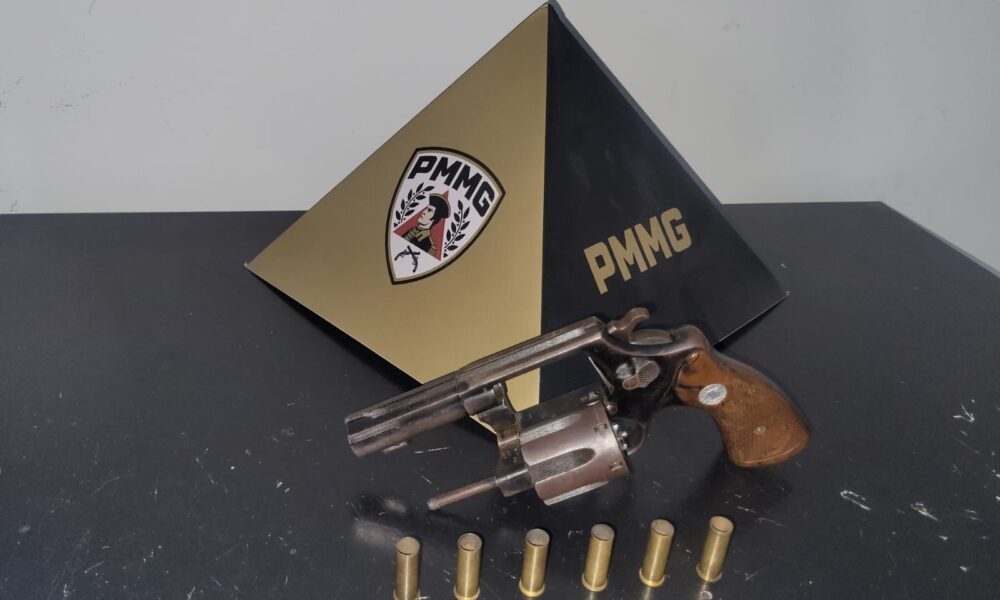 Tiroteio em Montes Claros: Um homem ferido e arma apreendida pela Polícia Militar