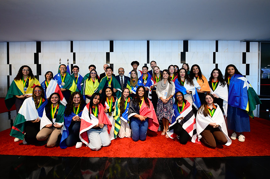 Programa Jovem Senador 2026: Concurso de Redação para Alunos de Ensino Médio