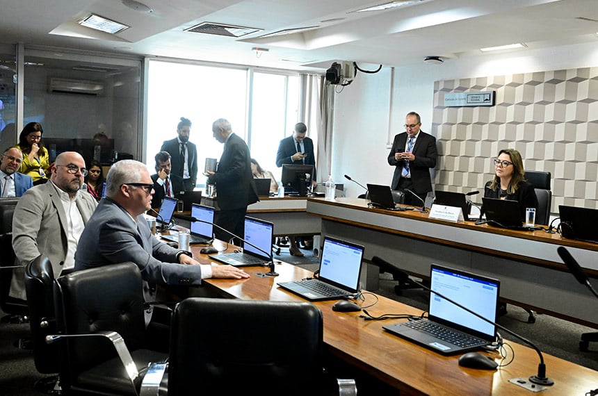 Projetos de Lei da Comissão de Esporte do Senado: Foco na Proteção de Jovens Atletas