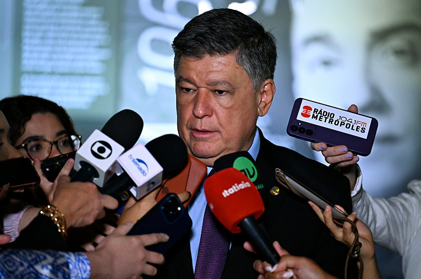 Investigação de Descontos Ilegais no INSS Pode Ganhar Mais Tempo