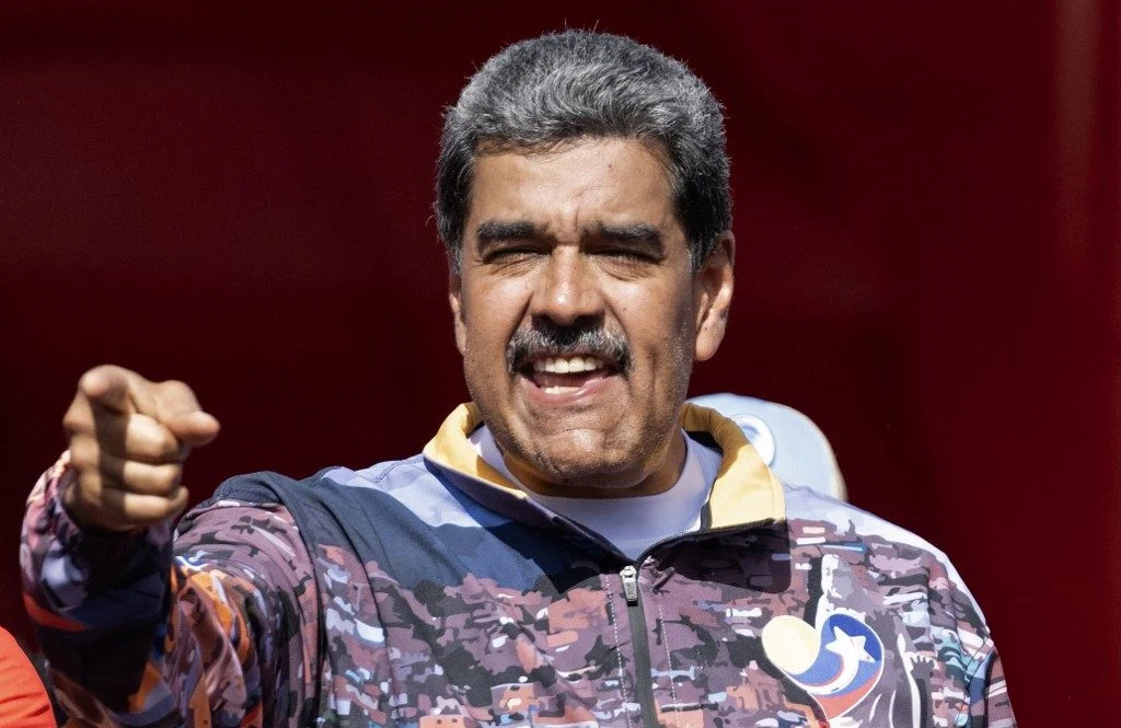 Crise Política na Venezuela: A Queda de Nicolás Maduro e as Violações de Direitos Humanos