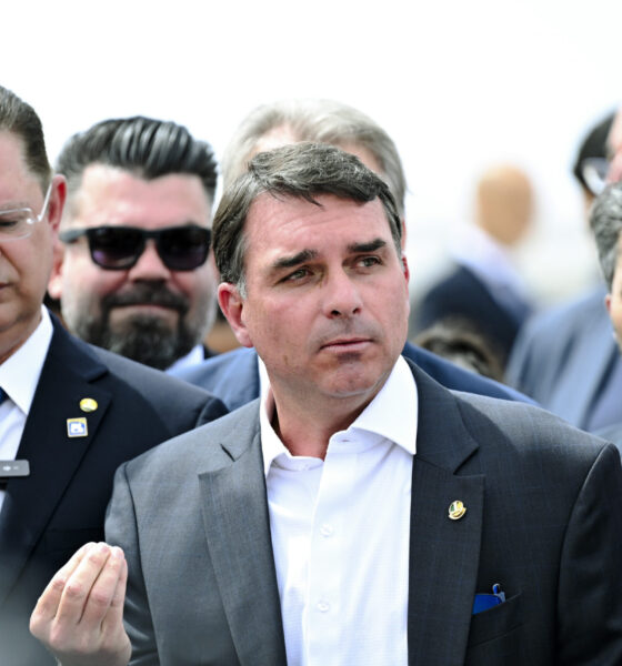 Flávio Bolsonaro Reage à Decisão do STF Sobre Seu Pai, Jair Bolsonaro
