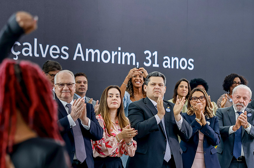 Pacto Nacional Brasil de Enfrentamento ao Feminicídio: Uma Iniciativa Cruzada contra a Violência de Gênero