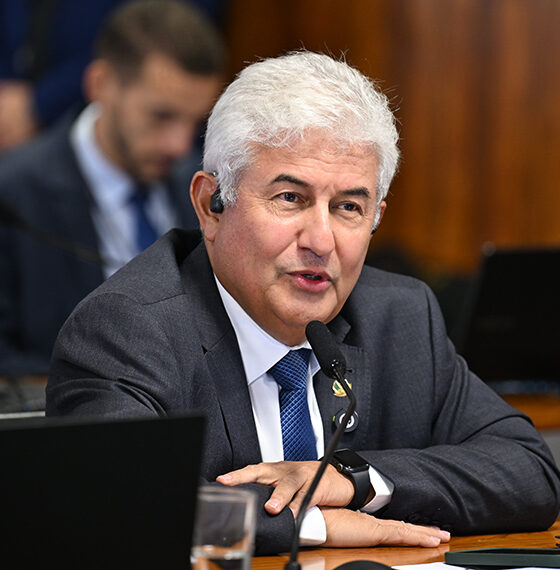 Comissão de Direitos Humanos Discussa Projetos Essenciais em Reunião