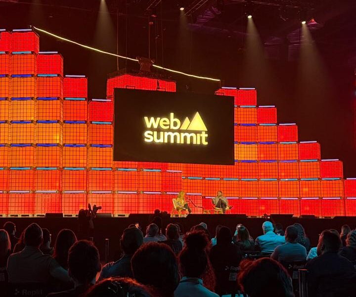 WEB SUMMIT RIO 2026: A INTELIGÊNCIA ARTIFICIAL DEIXOU DE SER O FUTURO E PASSOU A CONSTRUIR O PRESENTE