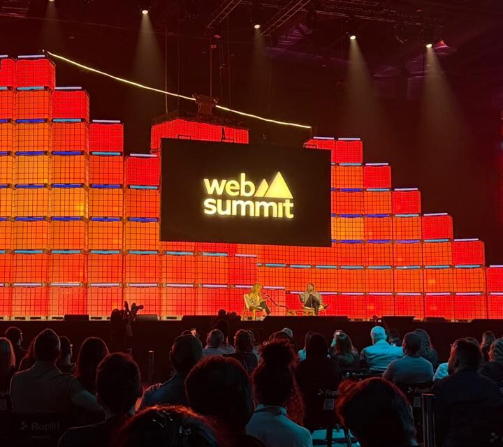 WEB SUMMIT RIO 2026: A INTELIGÊNCIA ARTIFICIAL DEIXOU DE SER O FUTURO E PASSOU A CONSTRUIR O PRESENTE